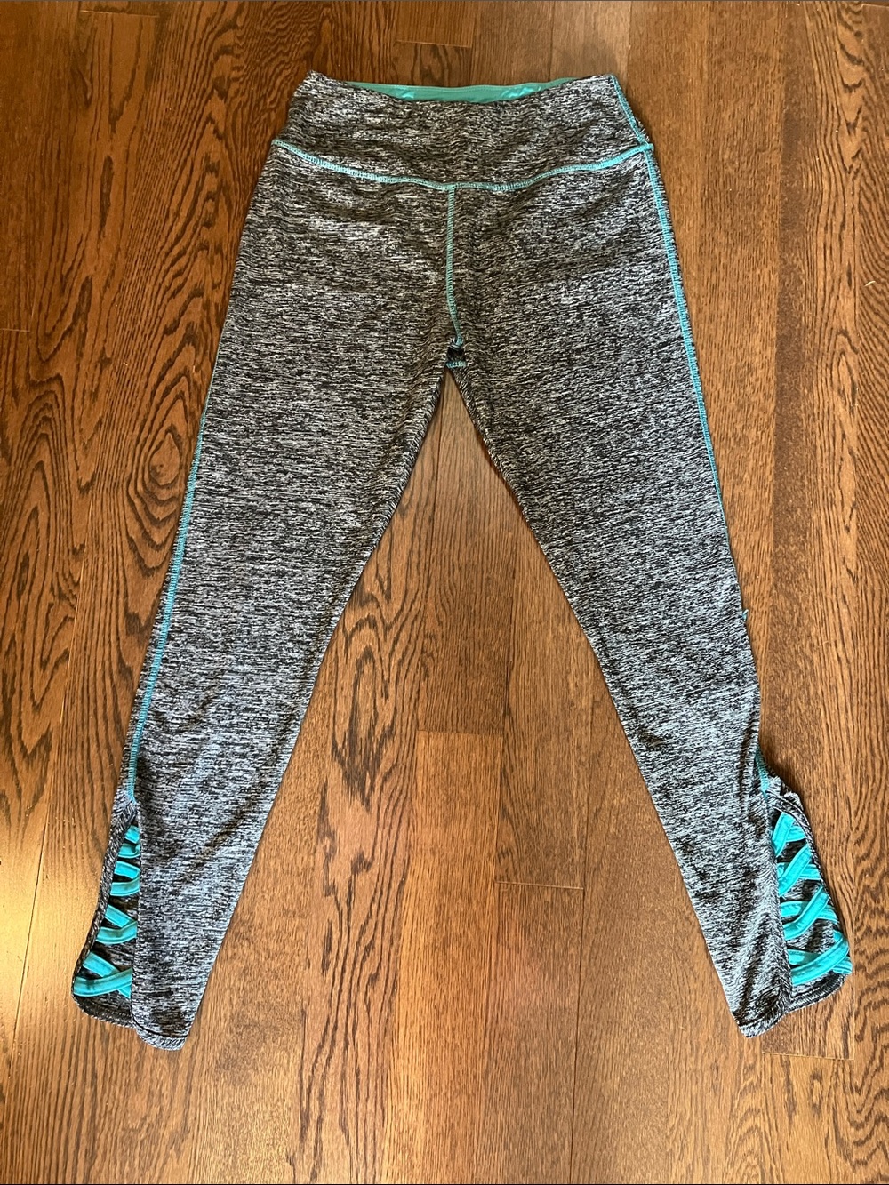 Women’s Heather Gray Leggings W/Teal Trim & Lattice Hem& FREE hair pins&necklace